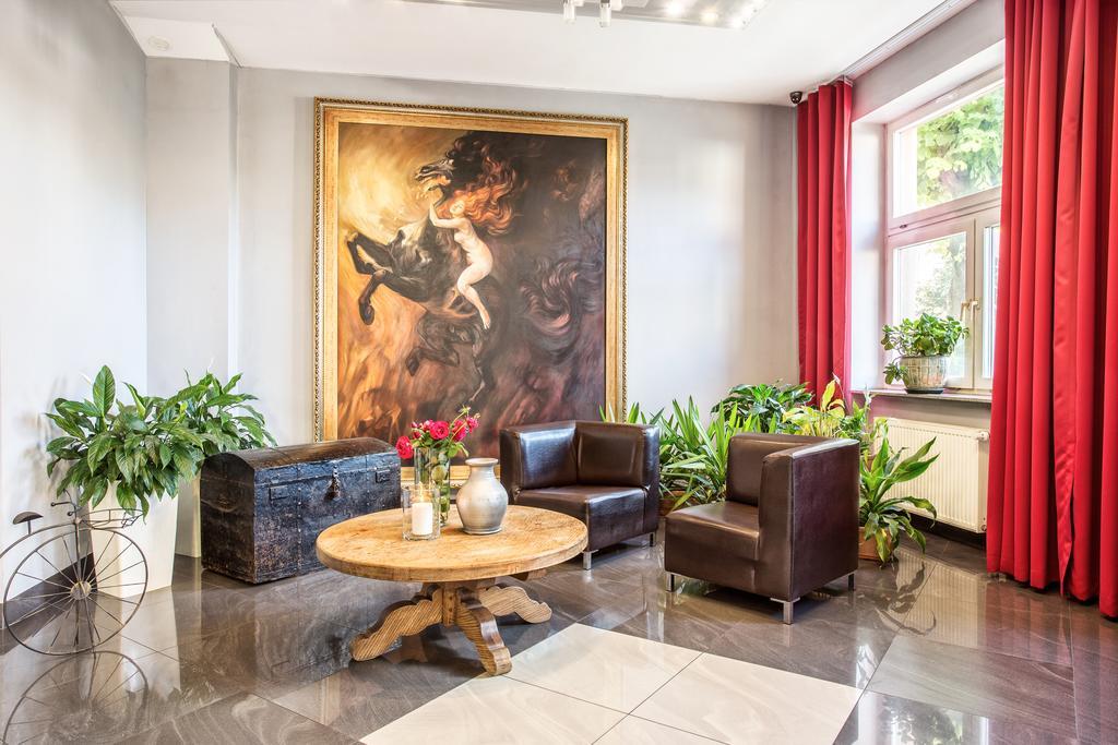 Grand Boutique Hotel - Dawny Hotel Kaliski Ratuszowy Жепин Экстерьер фото